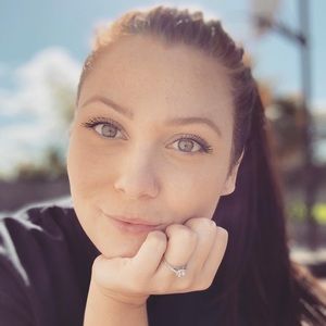 Meet your Posher, Lindsey